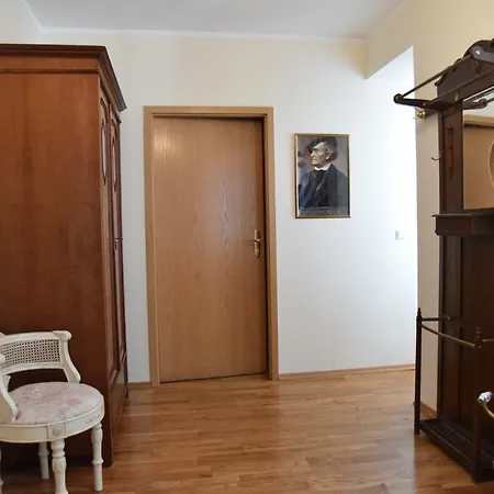 Apartamento Schlafen In *